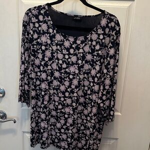 J. Jill Navy and Lavender Floral Knit Blouse 3/4 Sleeve
